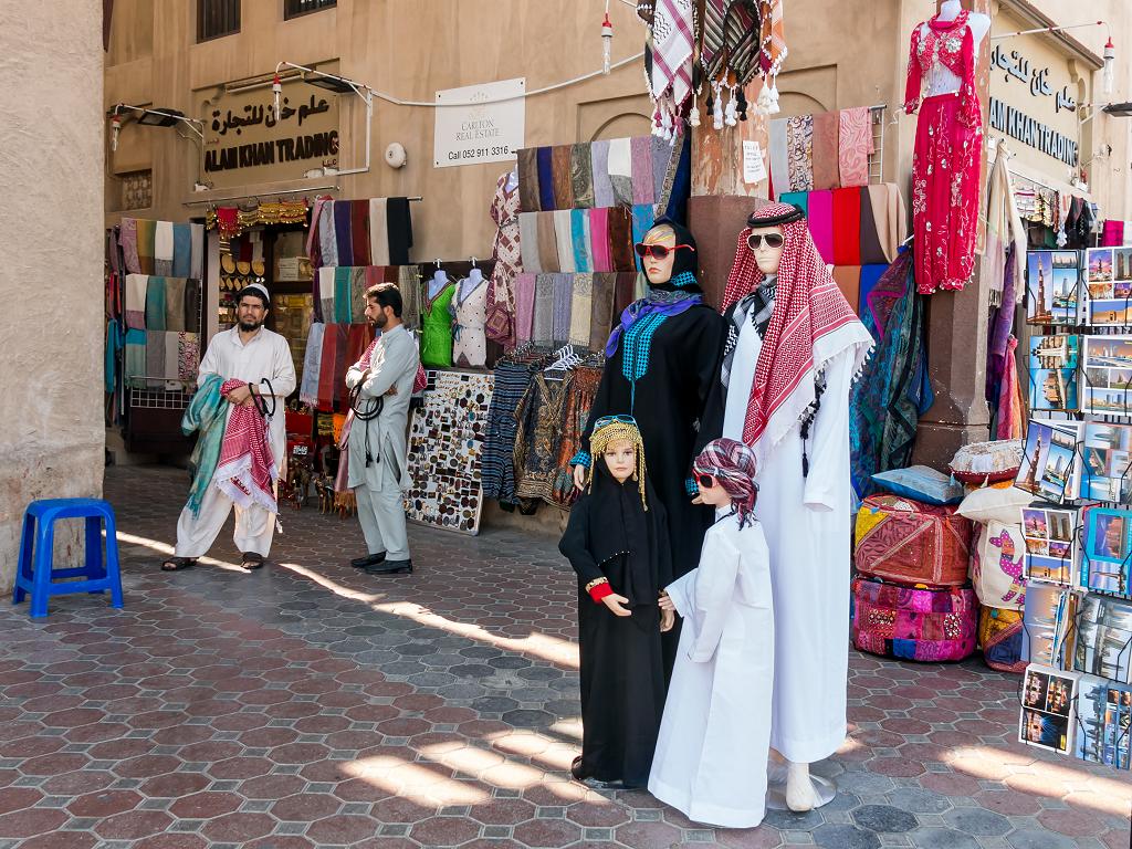 Der Textil Souk in Dubai