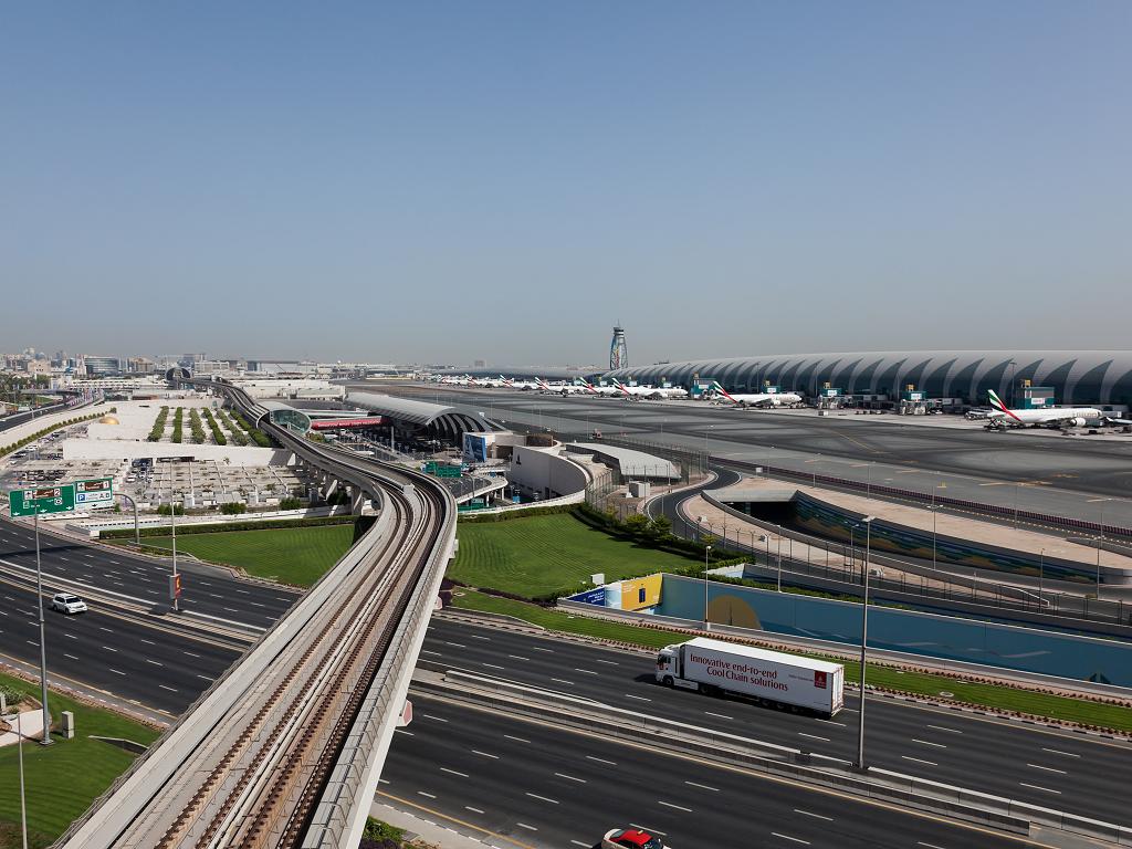Dubai International Airport ( DXB )