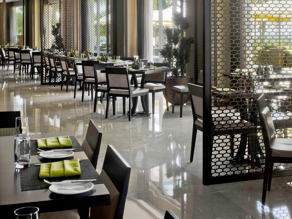 © Crowne Plaza Dubai Festival City Restaurant