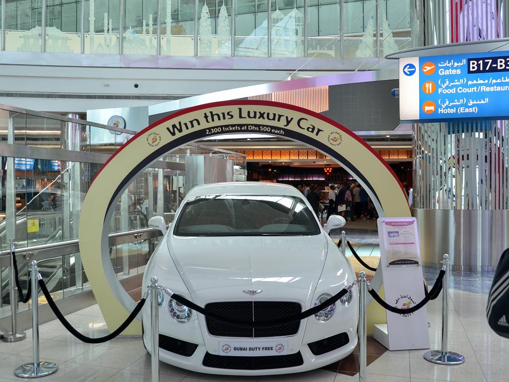 Ein Luxusauto in Dubai gewinnen