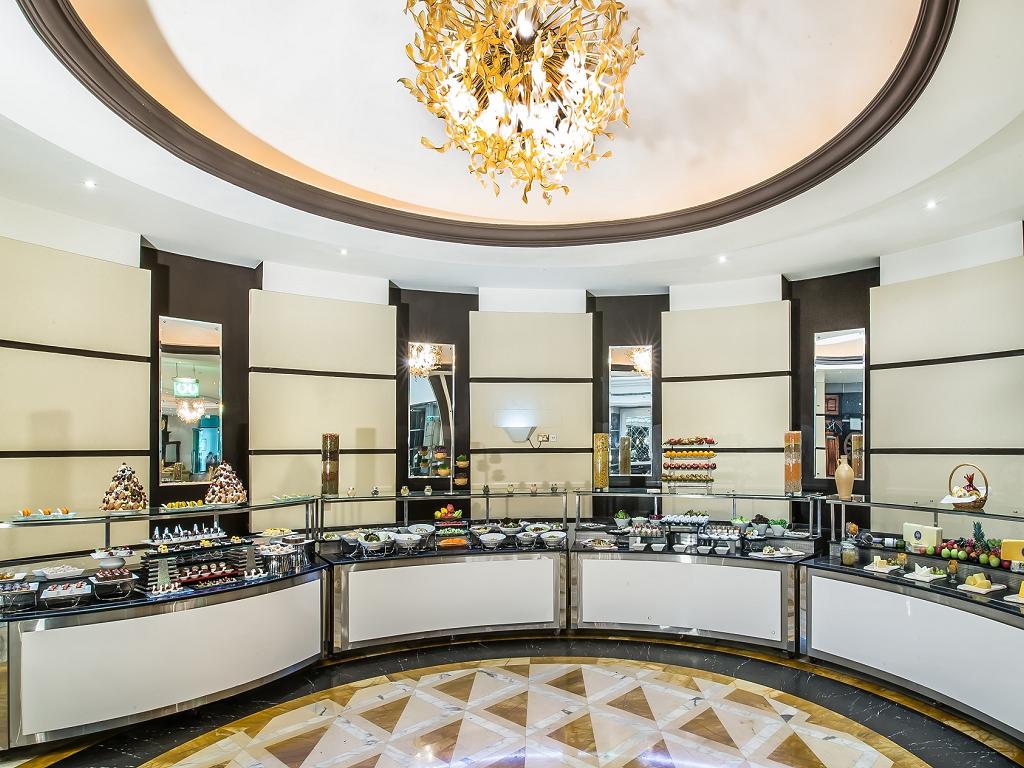 © Holiday Inn Bur Dubai | Buffet
