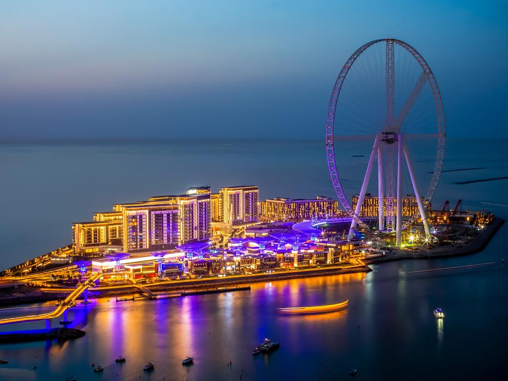 Bluewaters Island Dubai mit vielen Attraktionen für die Besucher der Stadt