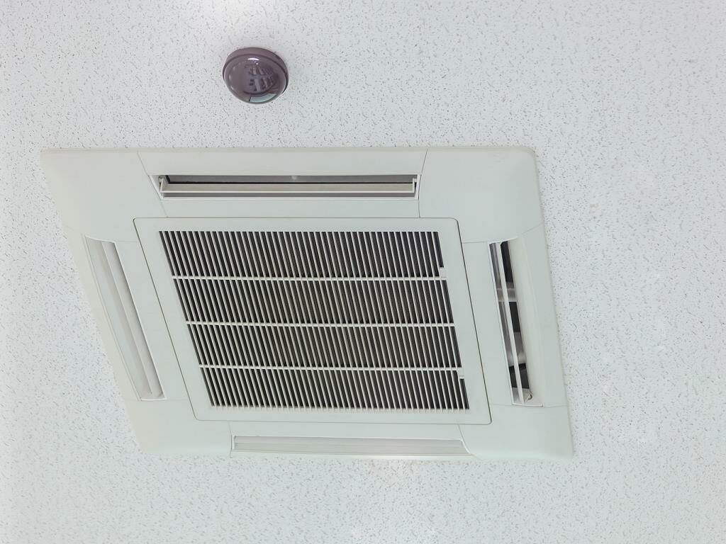 Eine Klimaanlage in Dubai