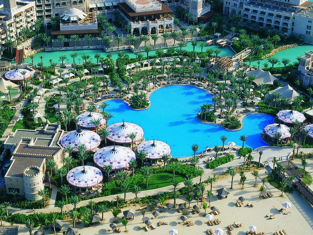Pool © Jumeirah Al Qasr