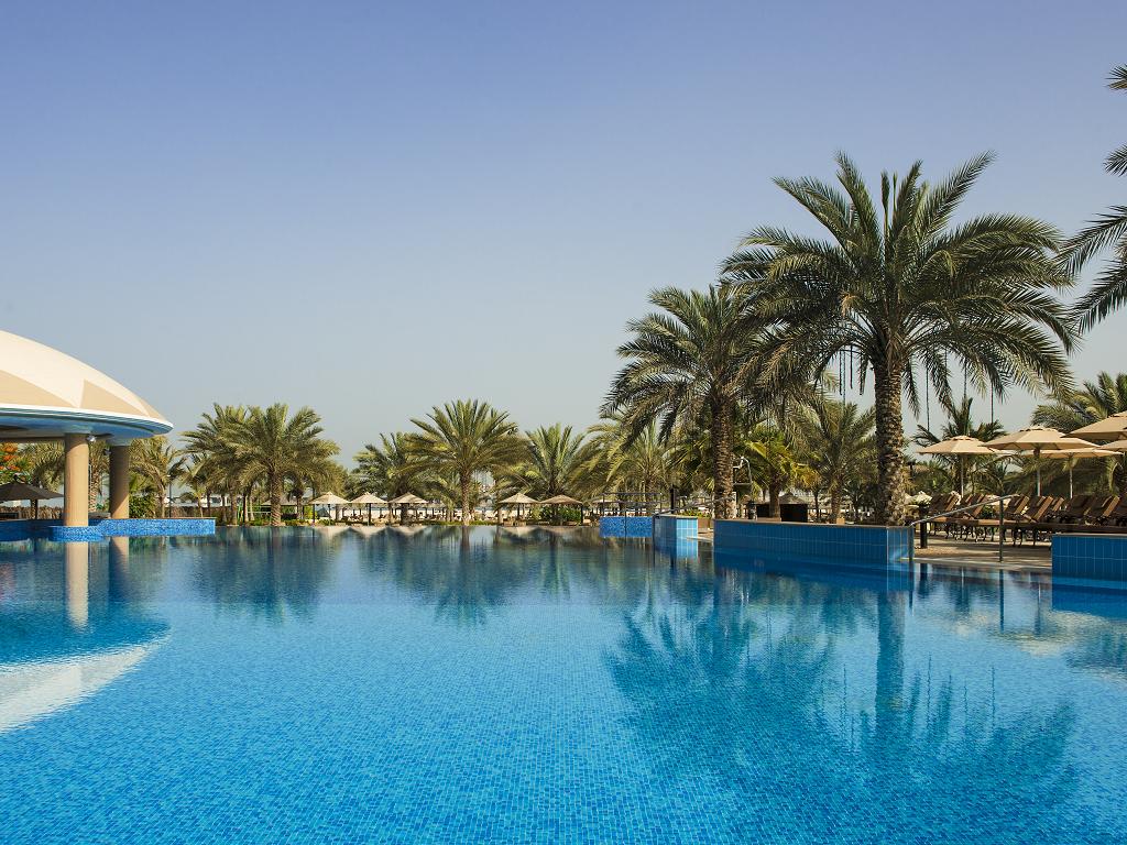 Pool © Le Royal Méridien Beach Resort & Spa