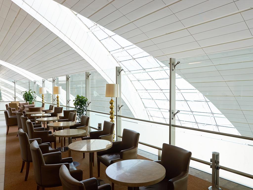 Die Marhaba Lounge am Flughafen Dubai
