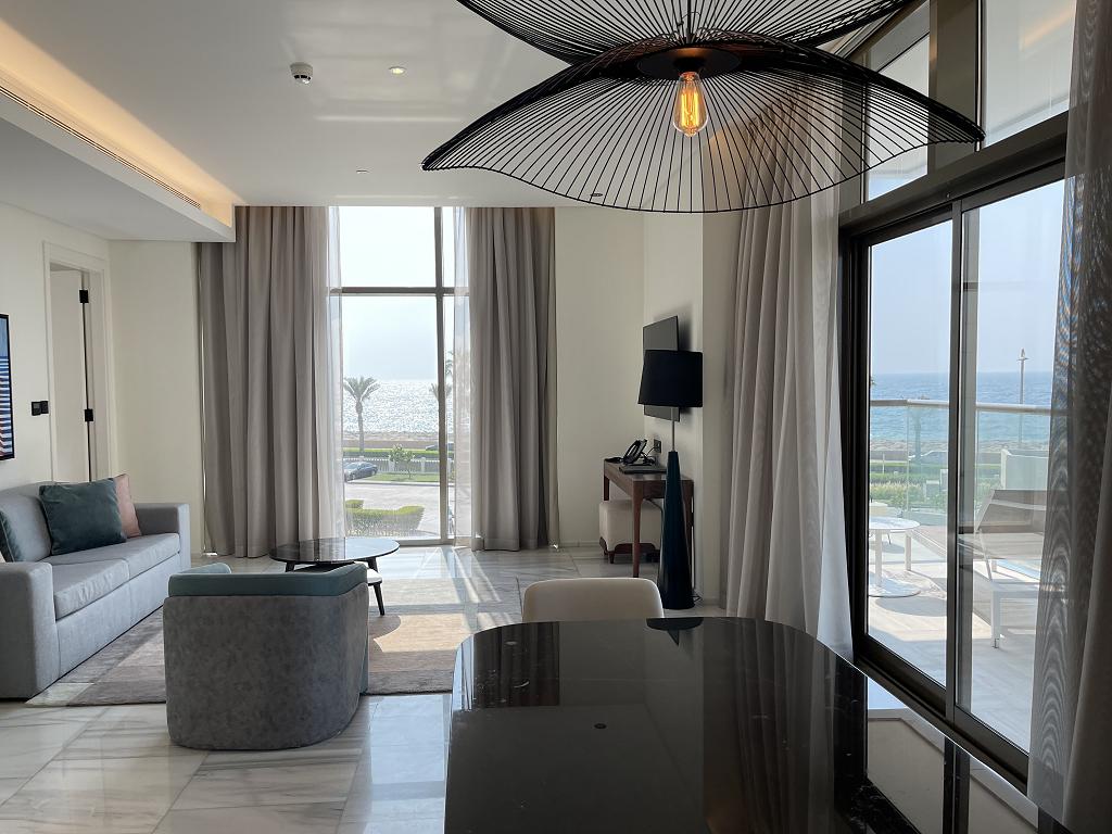 Th8 Dubai Suite
