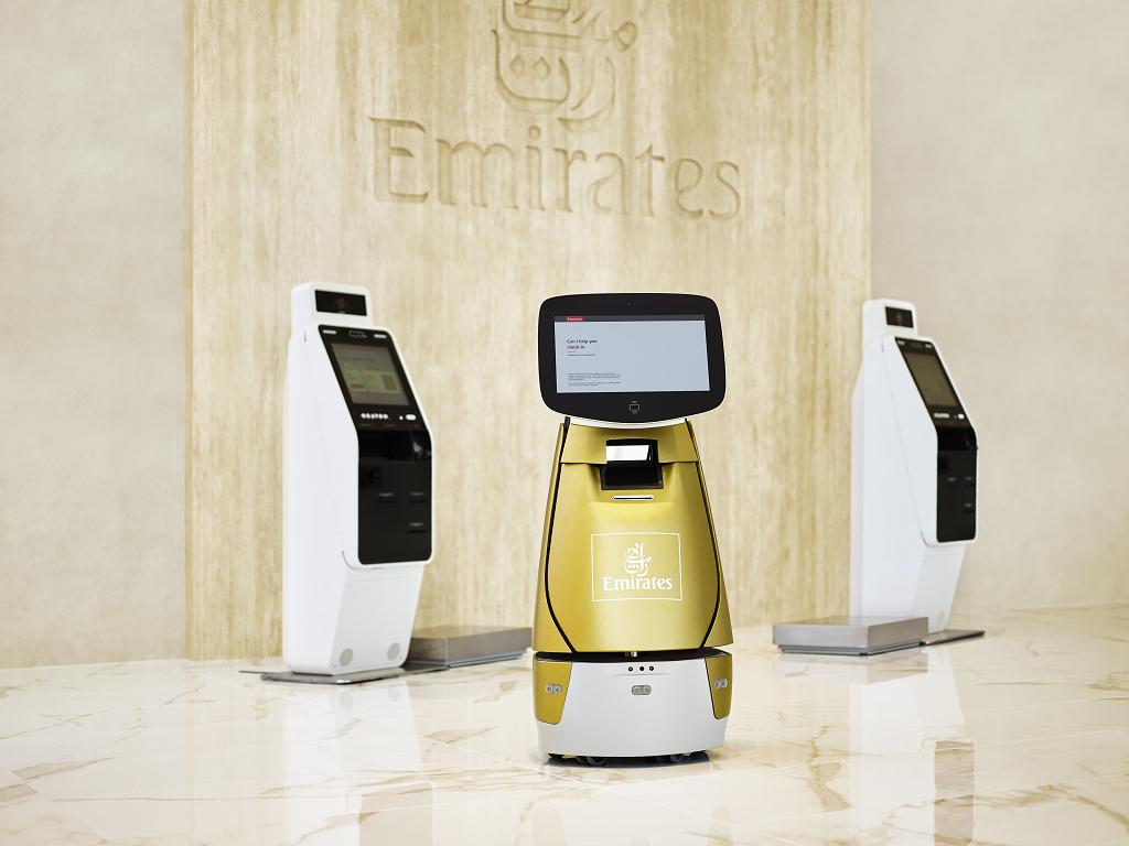 © Emirates | Roboter Check-in Assistent Sara